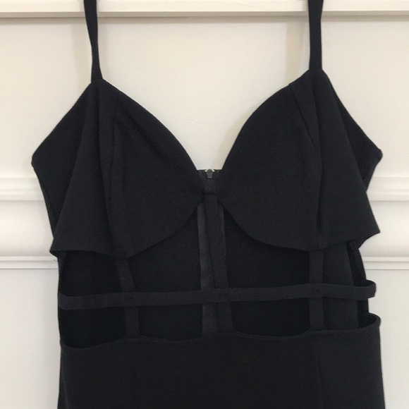 Dress - Picture 2 of 5